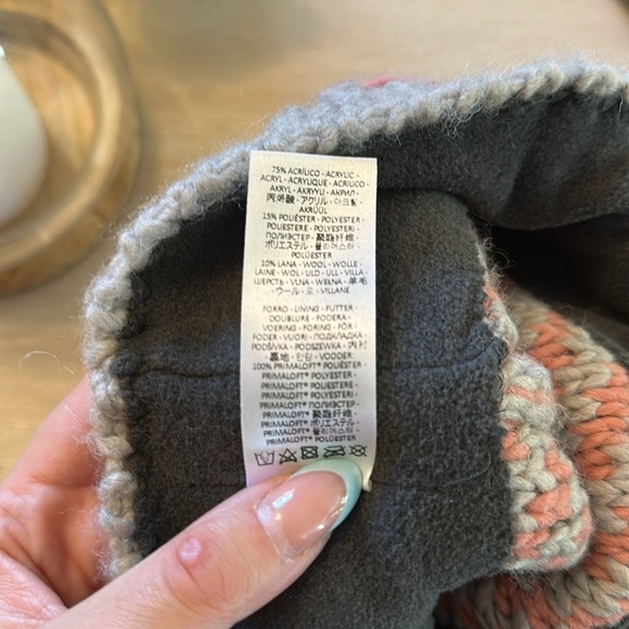 BUFF | Blue and Pink Knit Beanie with Pom-Pom - Picture 8 of 11